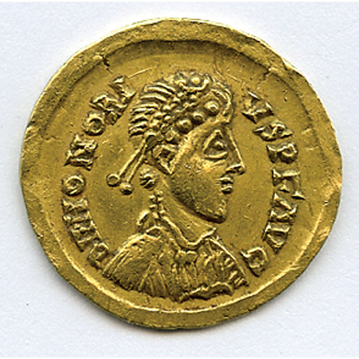 victoire d empire 4 lettres